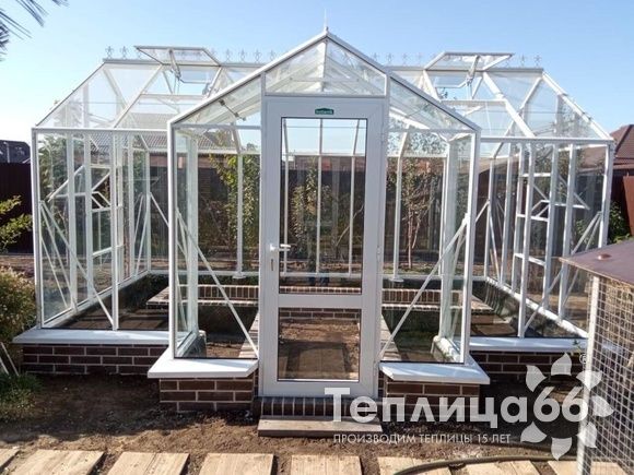 Краснодар. Теплица с мини-тамбуром.
